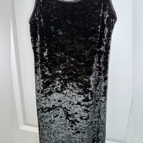 Black Velour Nightgown - Picture 2 of 6